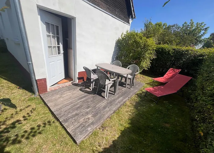 Maison De Campagne Au Bord De La Mer